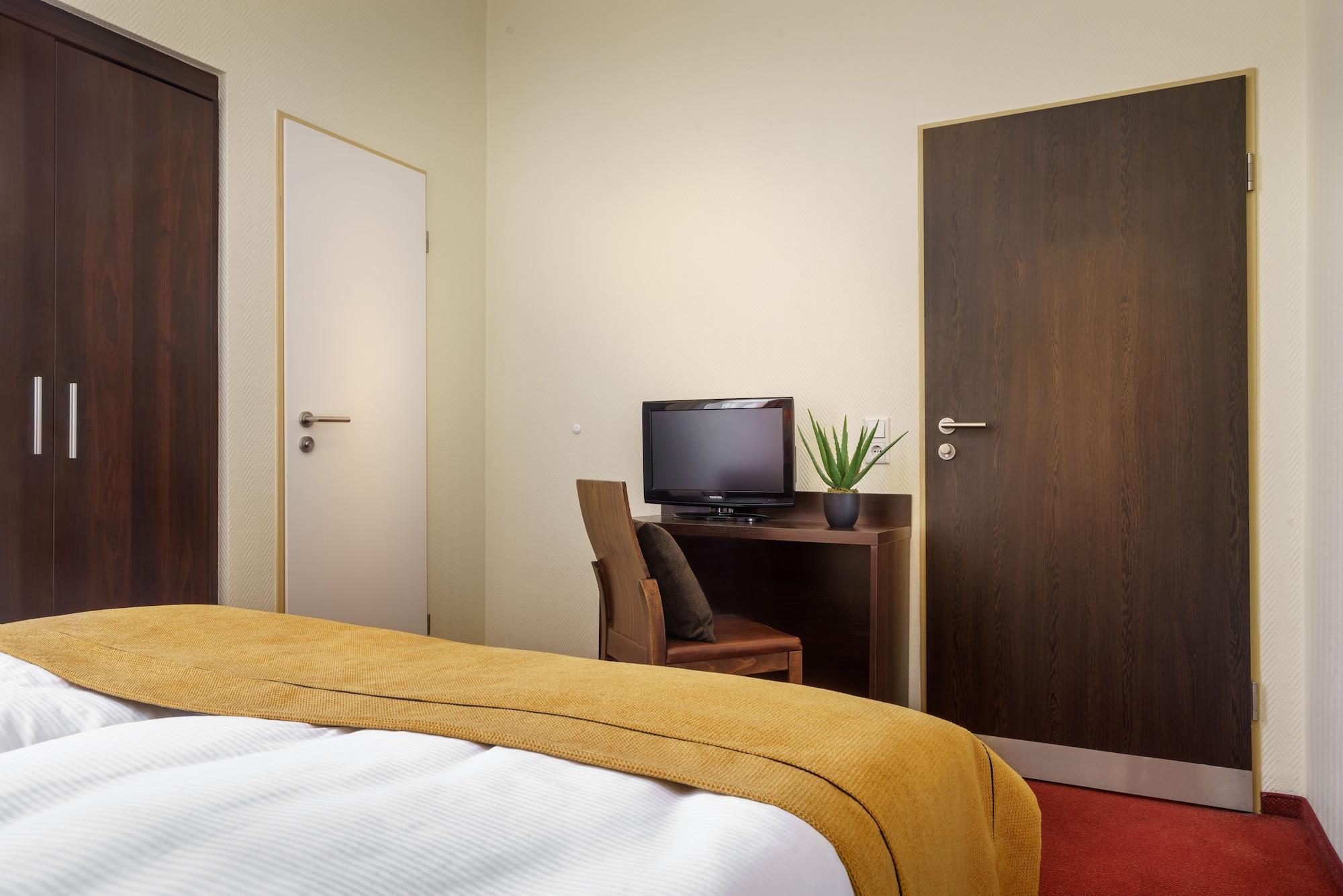 Novum Hotel Eleazar City Center Hamburg Exterior photo